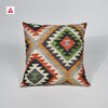Ukrasna jastučnica etno v6